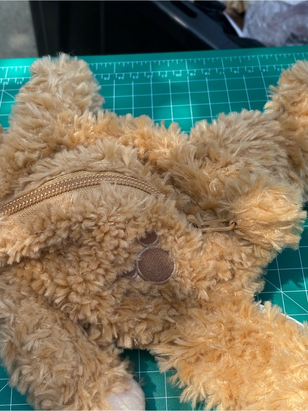 Duffy Tokyo DisneySea Pouch Back Holder Soft Plush Toy Approx. 11 inches - Picture 8 of 9